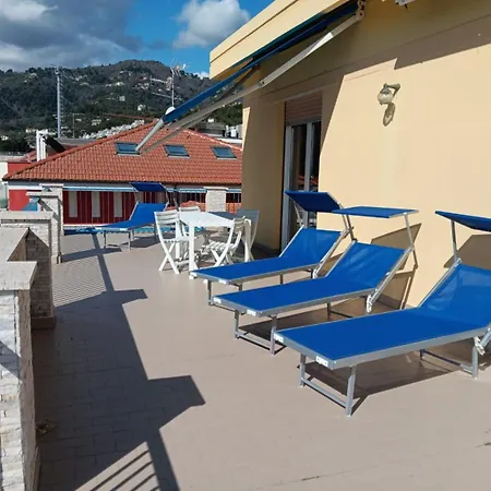 The Sailing Ship - Attico Con Grande Terrazzo