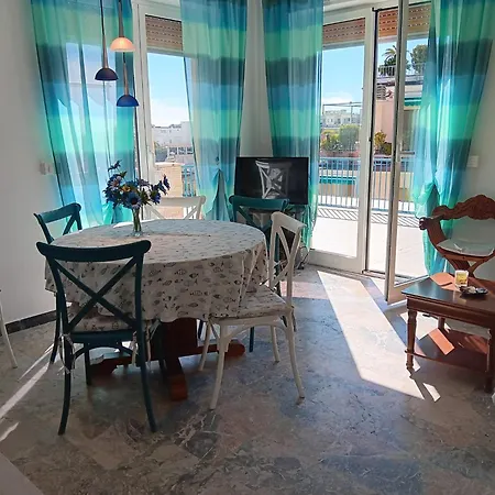 The Sailing Ship - Attico Con Grande Terrazzo Apartment Alassio