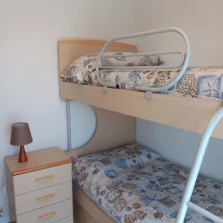 The Sailing Ship - Attico Con Grande Terrazzo 阿拉西奥